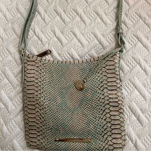 Beautiful Brahmin Crossbody, never used!